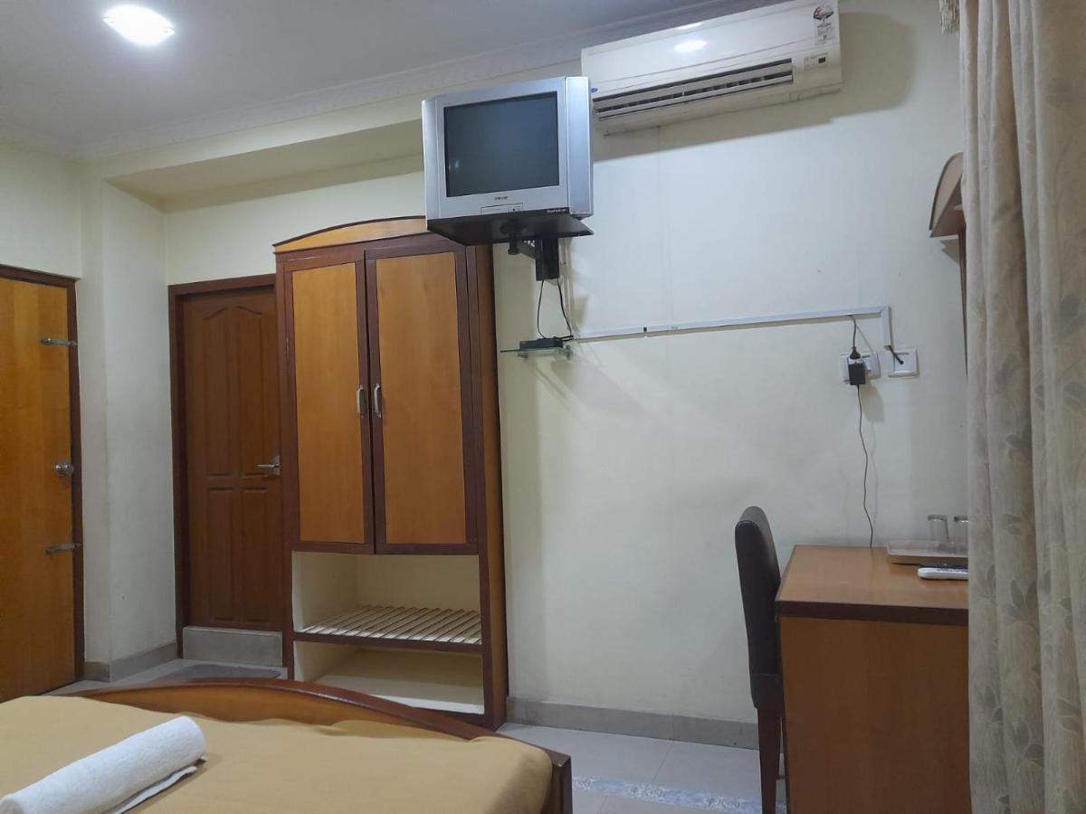 Отель Dp Oberoi Residency Коччи Экстерьер фото